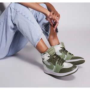New in box women's AIR JORDAN 1 HIGH method of make olive sneakers 9